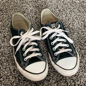 Black converse
